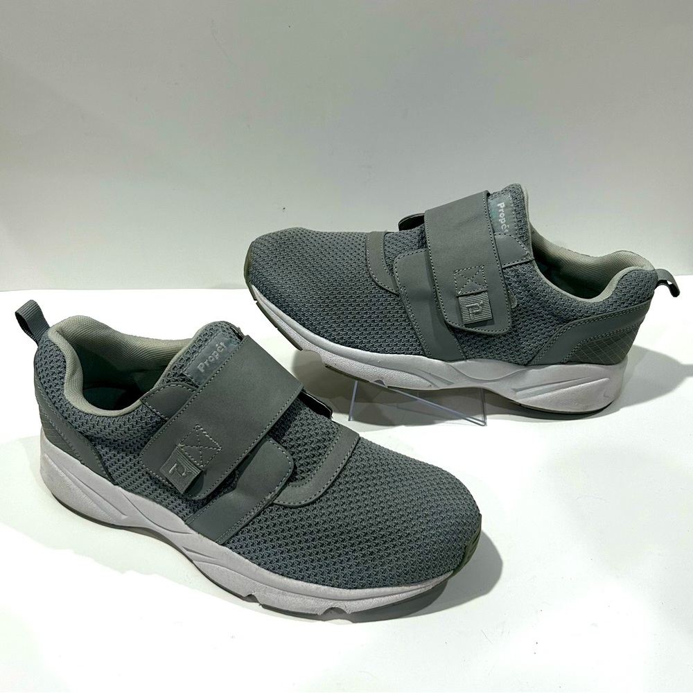 Propet Sneakers